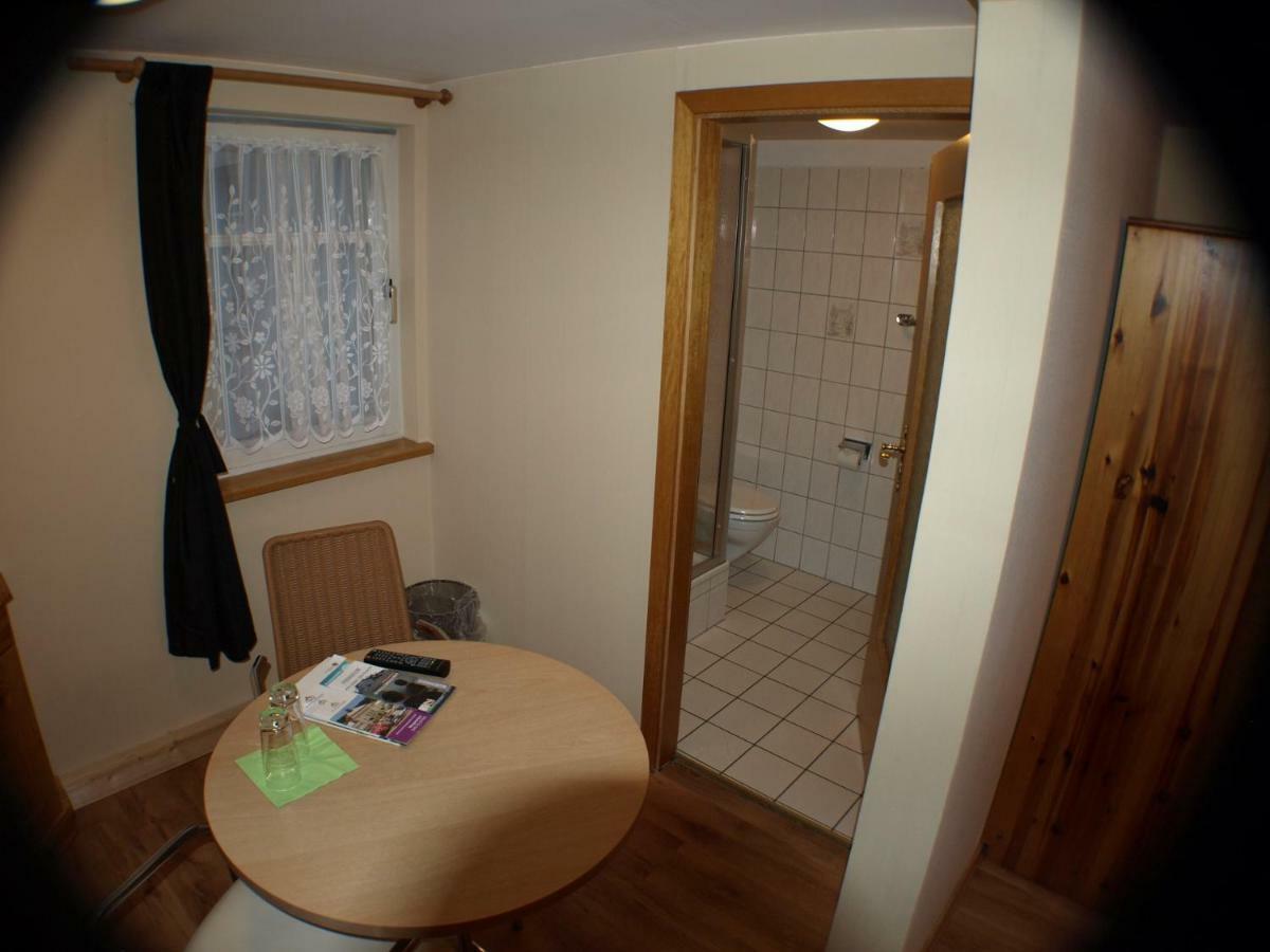 Pension Zur Alten Gaertnerei Reichenbach im Vogtland Exterior foto